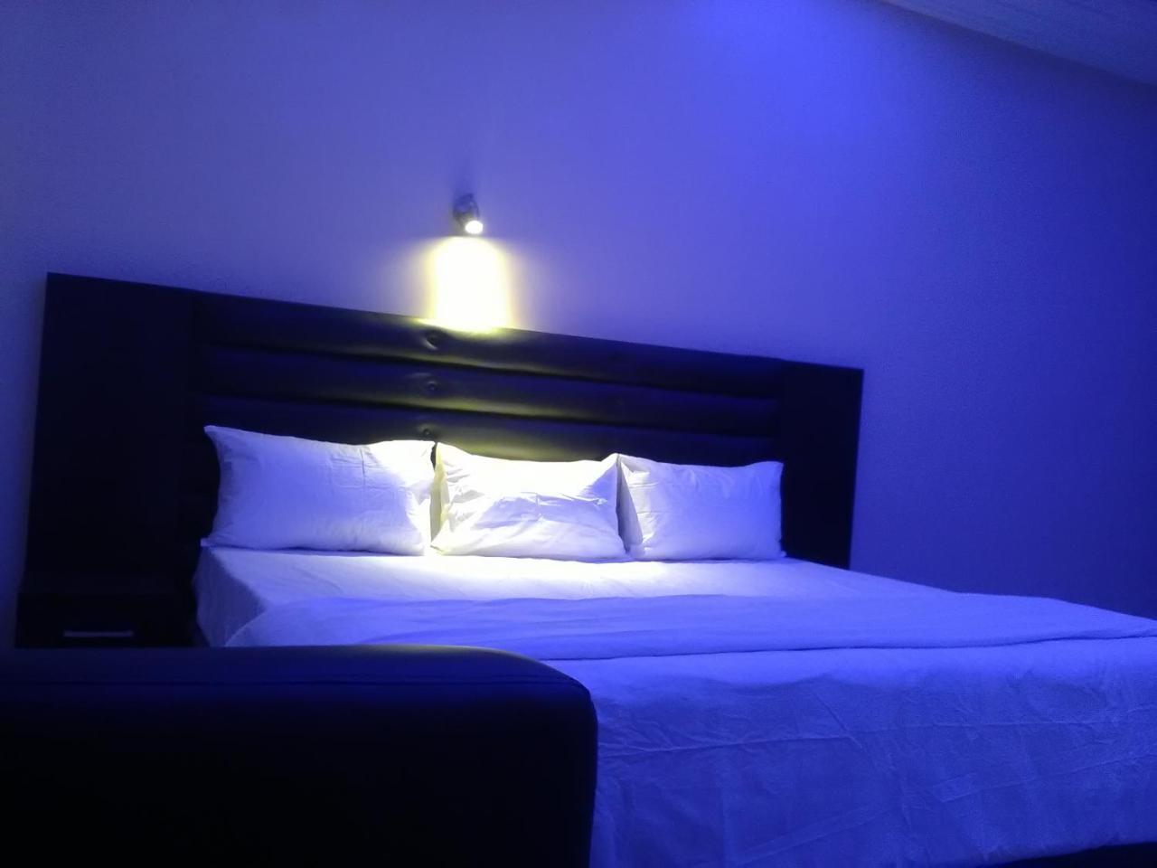 Hotel House X Abuja Exteriér fotografie